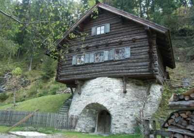 Sbg - Mauterndorf - ein Haus in Mauterndorf