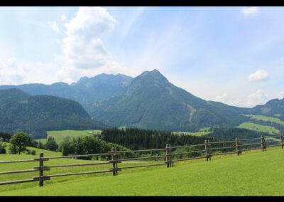 Sbg - Weideland in der Salzburger Berglandschaft