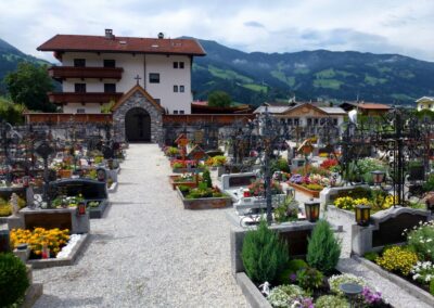 Tirol - Uderns - Friedhof