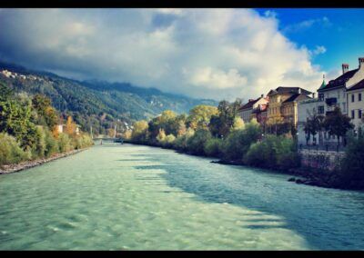 Bild zeigt: Flusslauf Inn bei Innsbruck