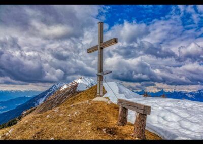 Bild zeigt: Graslitzen Gipfelkreuz - Gailtaler Alpen